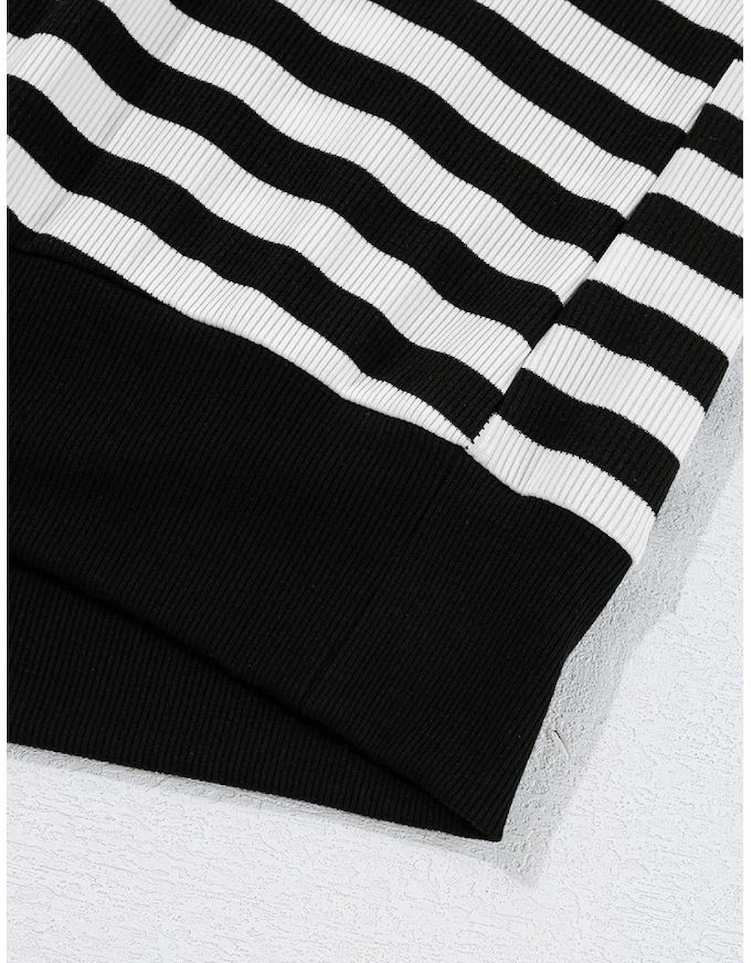 Black Stripe Crochet Hollow-out Back Buttoned Shoulder V Neck Top