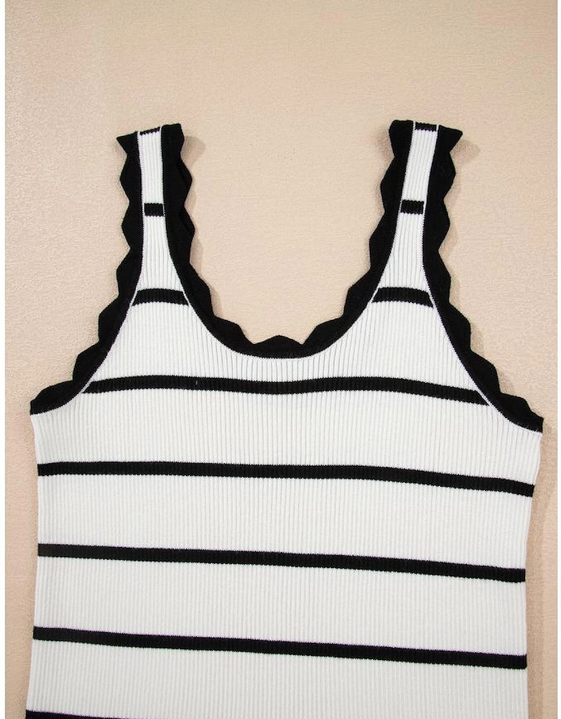 Black Striped Scalloped Edge U Neck Sleeveless Sweater Vest