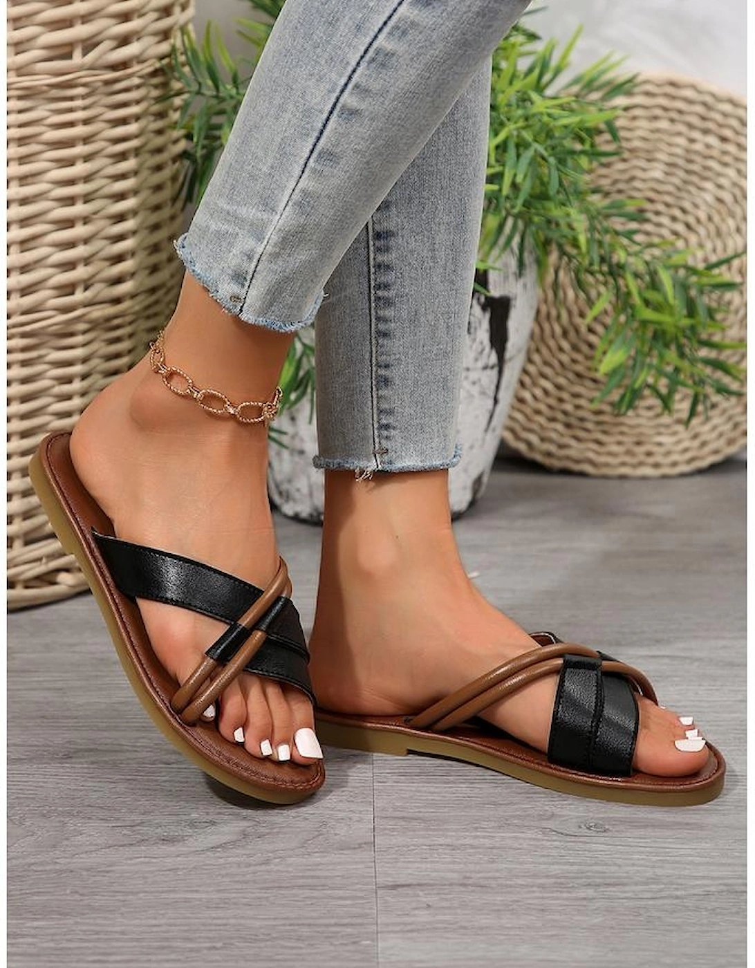 Black Criss Cross PU Leather Flat Slippers, 9 of 8