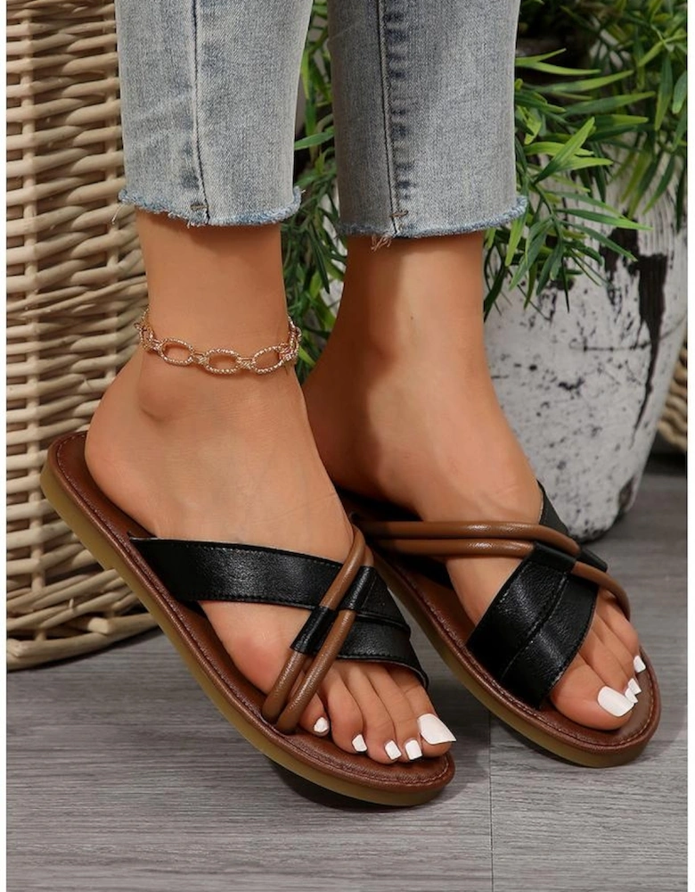 Black Criss Cross PU Leather Flat Slippers