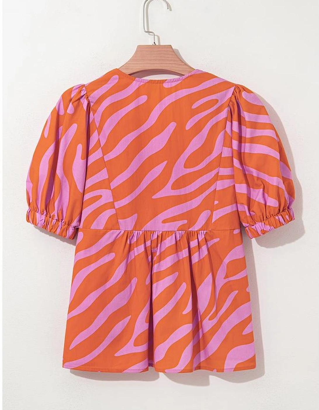 Orange Zebra Stripe Print Ruched Cuff Half Sleeve V Neck Blouse