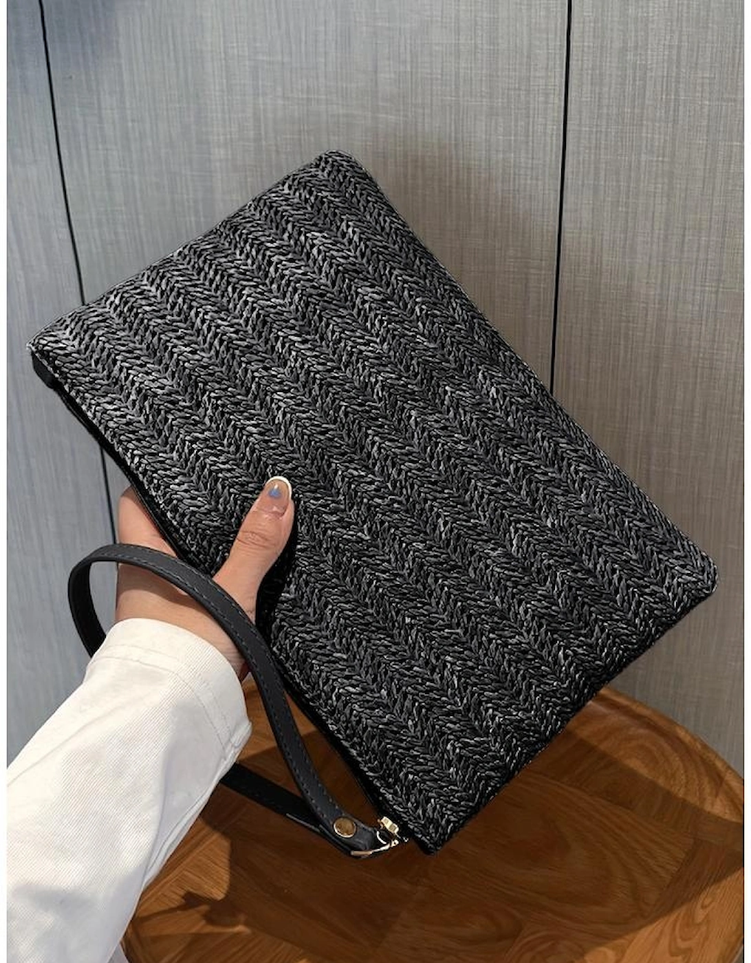 Black Straw Woven Wrist Strap Zipper Large Wallet