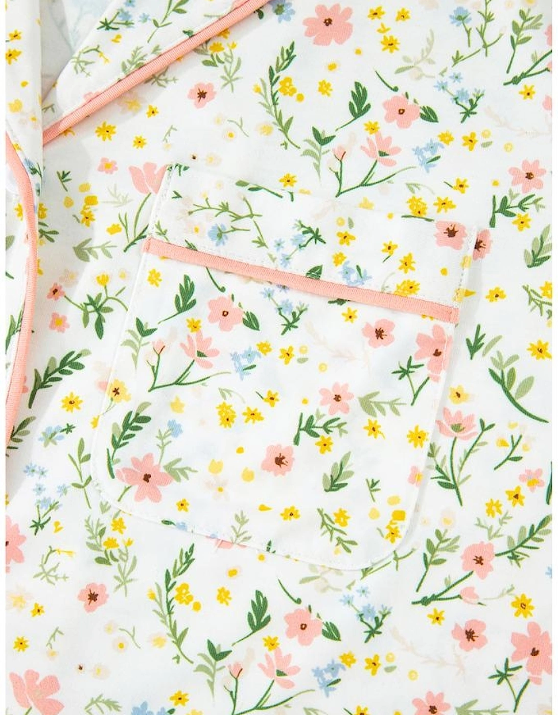 White Floral Print Contrast Pipping Short Pajamas Set