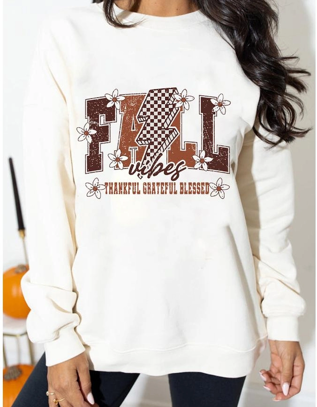 White FALL THANKFUL Graphic Drop Shoulder Sweatshirt