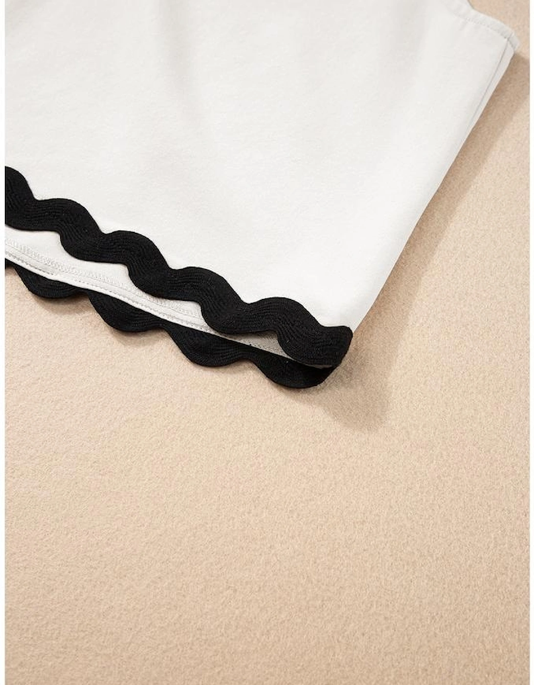 White Ricrac Trim Tank Top Elastic Waist Shorts Set