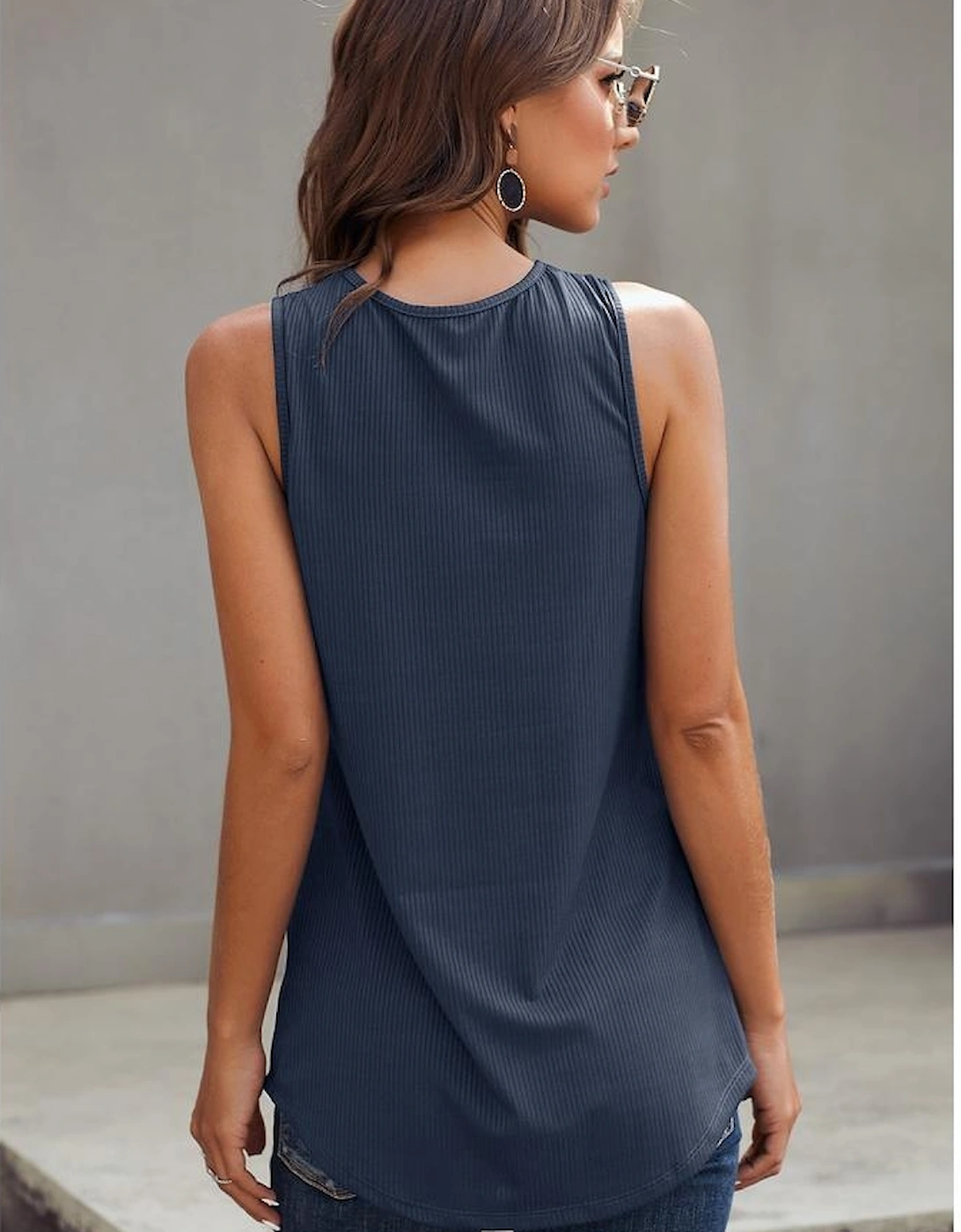 Azura Exchange Women's Ribbed Sleeveless V-Neck Tank Top - Casual Loose Fit Button-Down Comfortable Stretchy