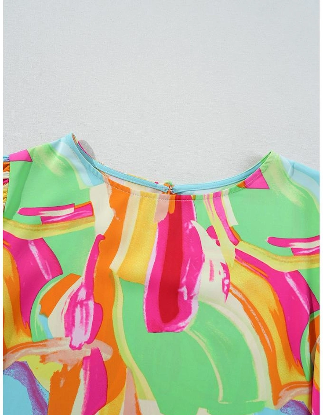 Multicolour Abstract Print Keyhole Back Pleated Half Sleeve Blouse
