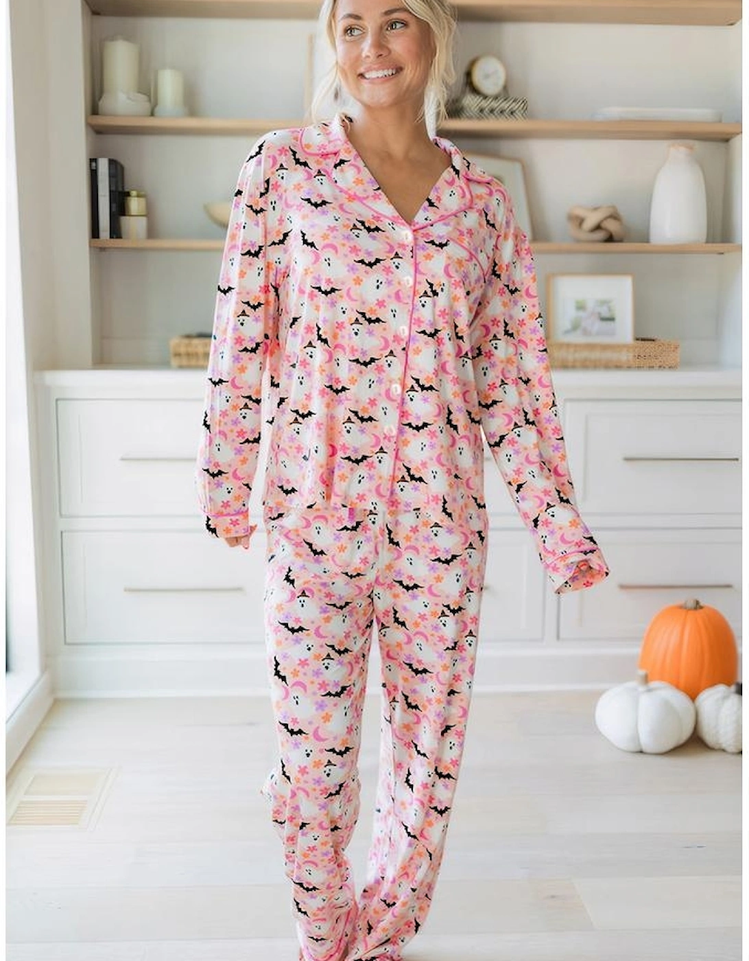 Pink Halloween Eve Haunted Honey Bat Print Pajama Set