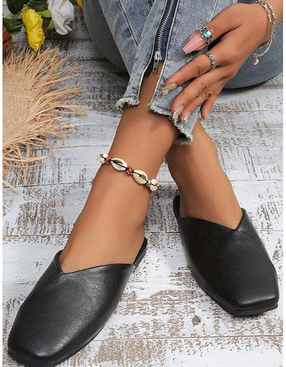 Azura Exchange Leather Slip-On Slippers with Square Toe