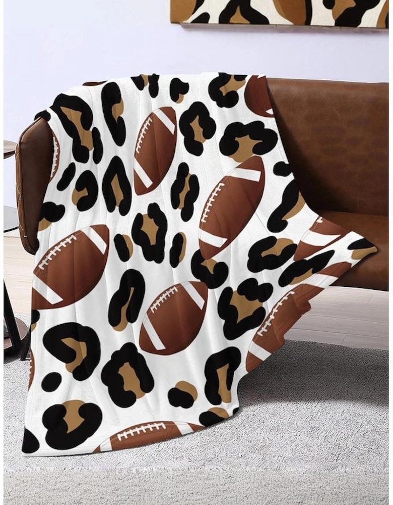 White Leopard & Rugby Print Flannel Blanket 130*150cm