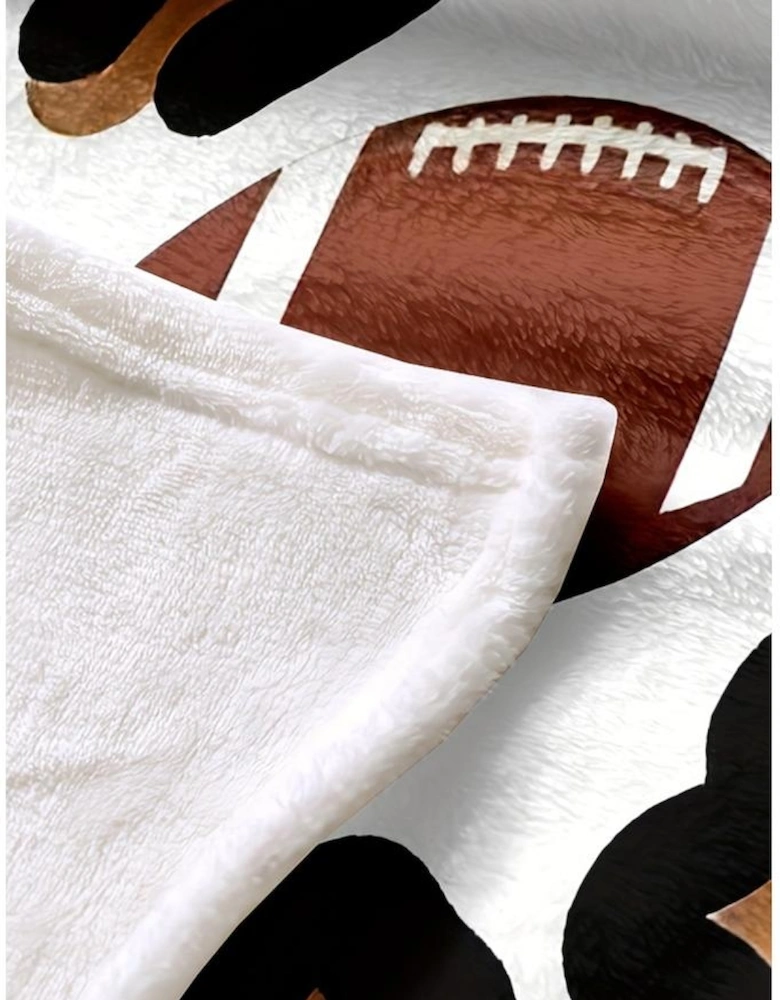 White Leopard & Rugby Print Flannel Blanket 130*150cm