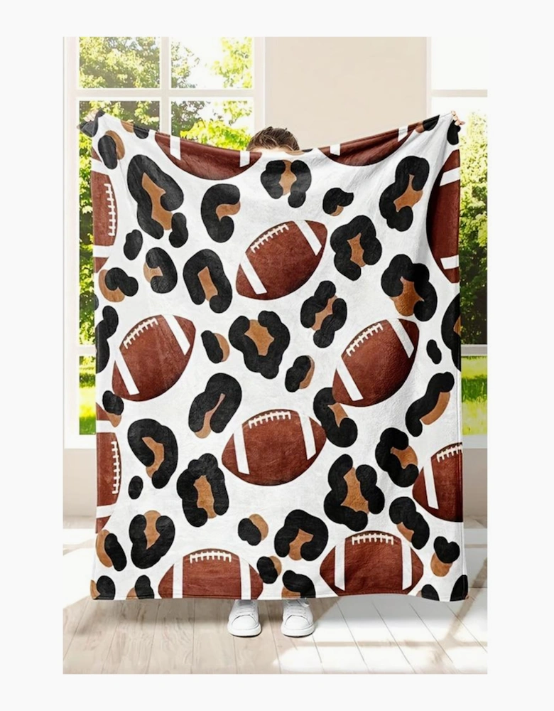 White Leopard & Rugby Print Flannel Blanket 130*150cm