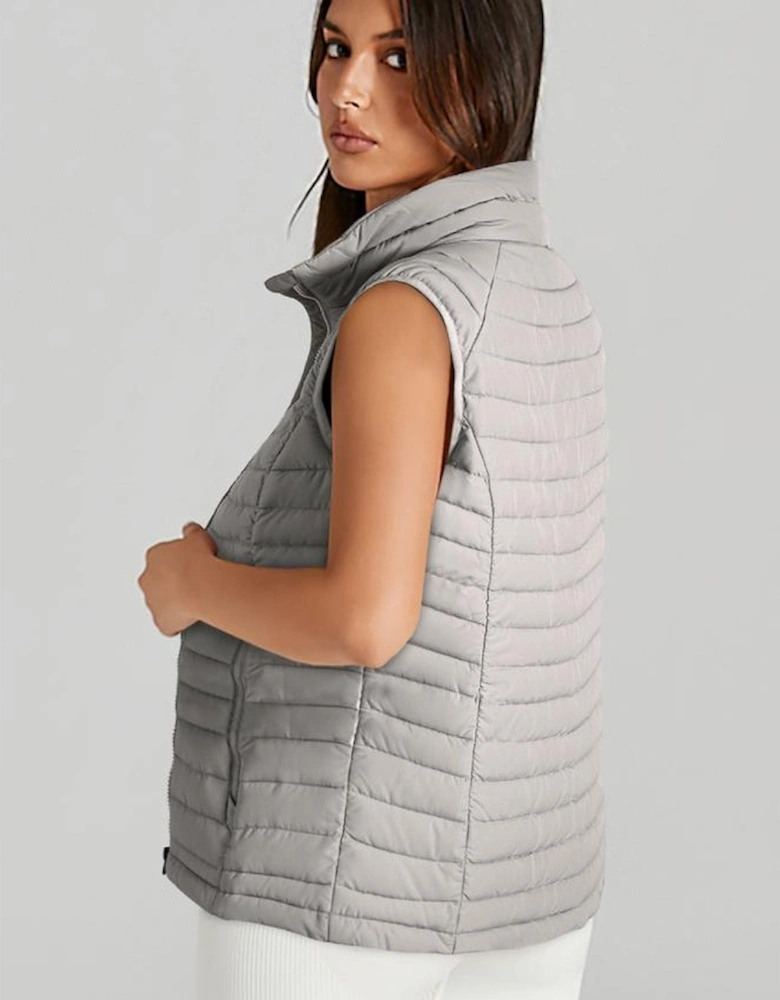 Silvery Plush Collared Quilted Zipped Puffer Vest