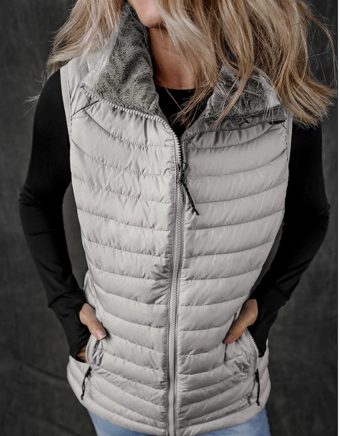 Silvery Plush Collared Quilted Zipped Puffer Vest