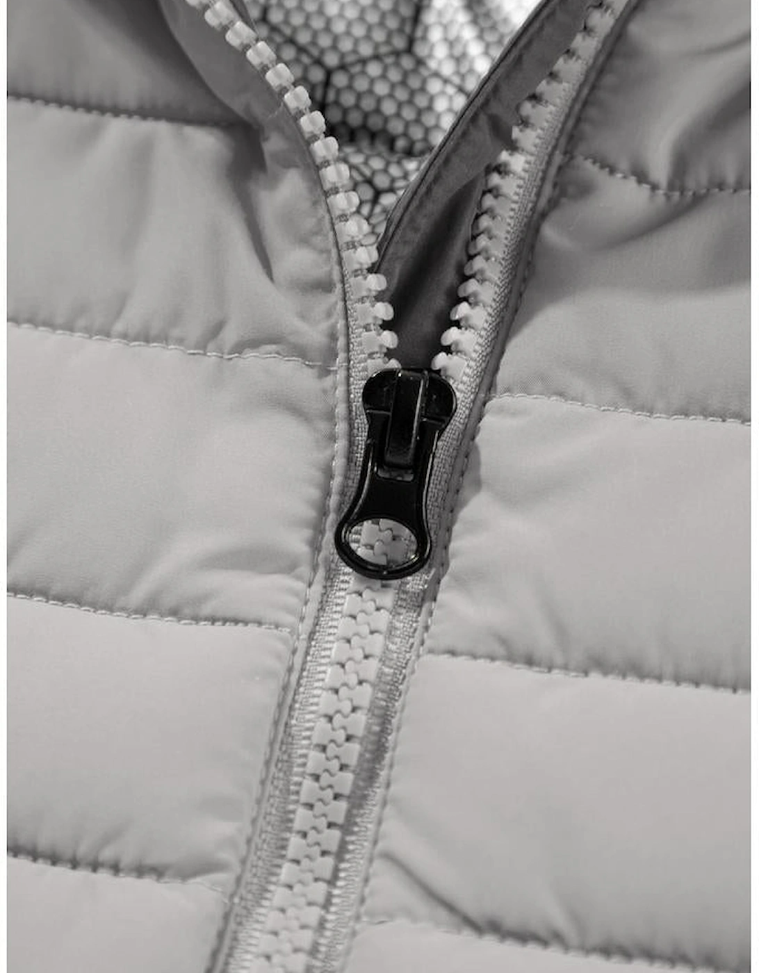 Silvery Plush Collared Quilted Zipped Puffer Vest