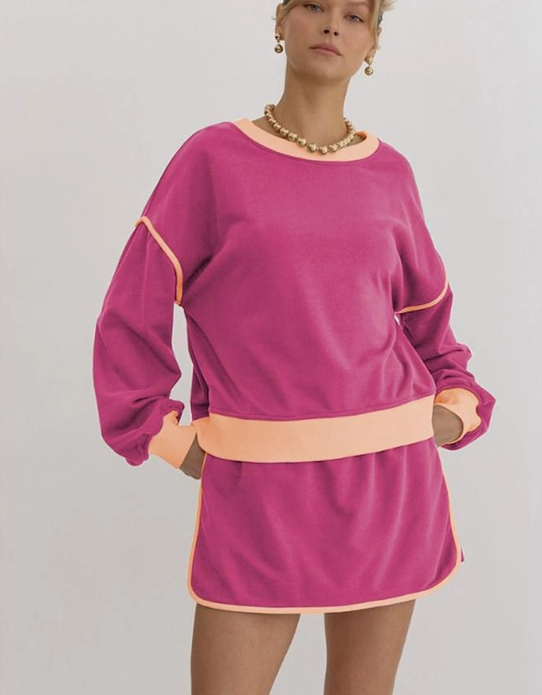 Rose Red Color Contrast Loose Pullover and Lace-up Waist Skort Set