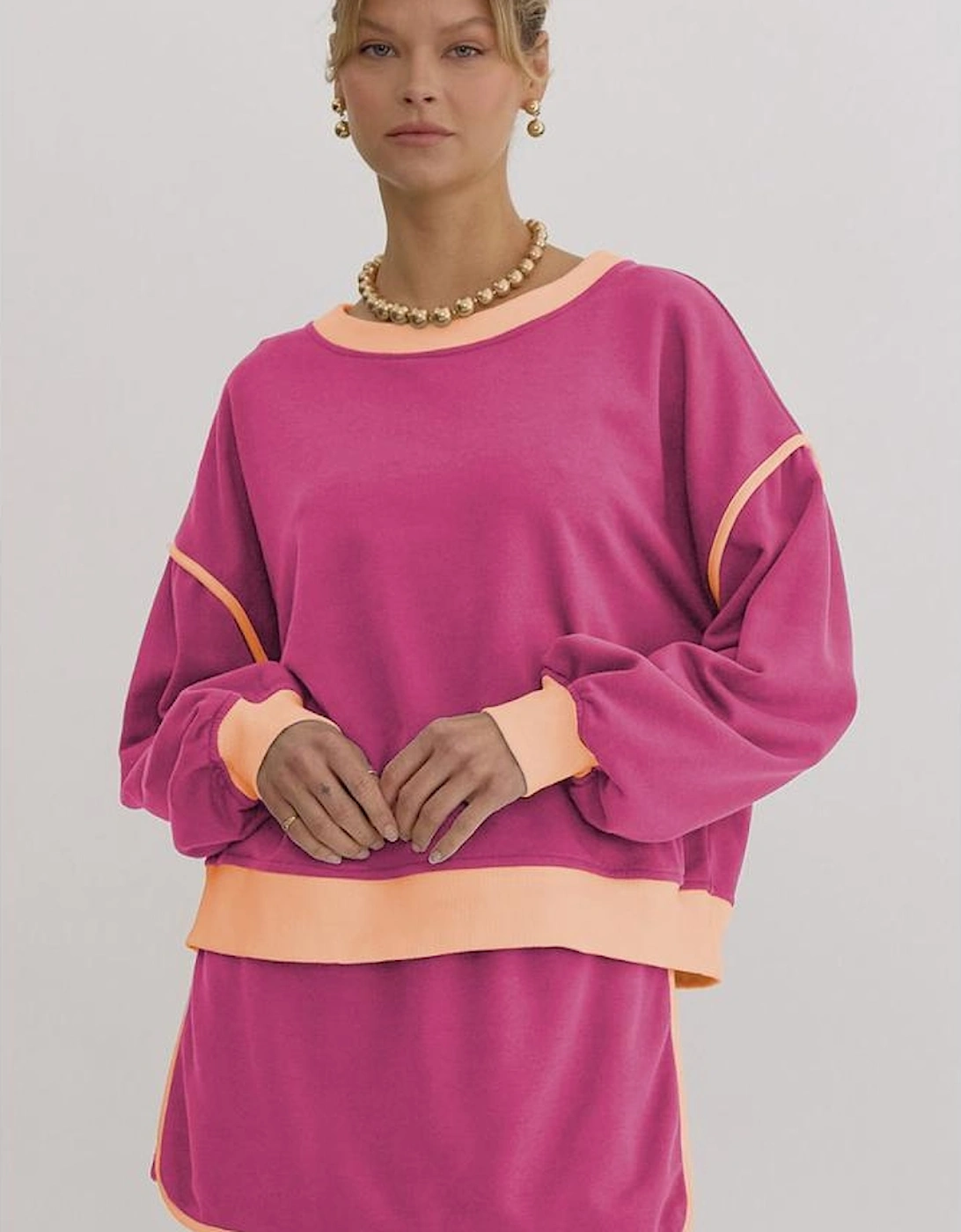 Rose Red Color Contrast Loose Pullover and Lace-up Waist Skort Set