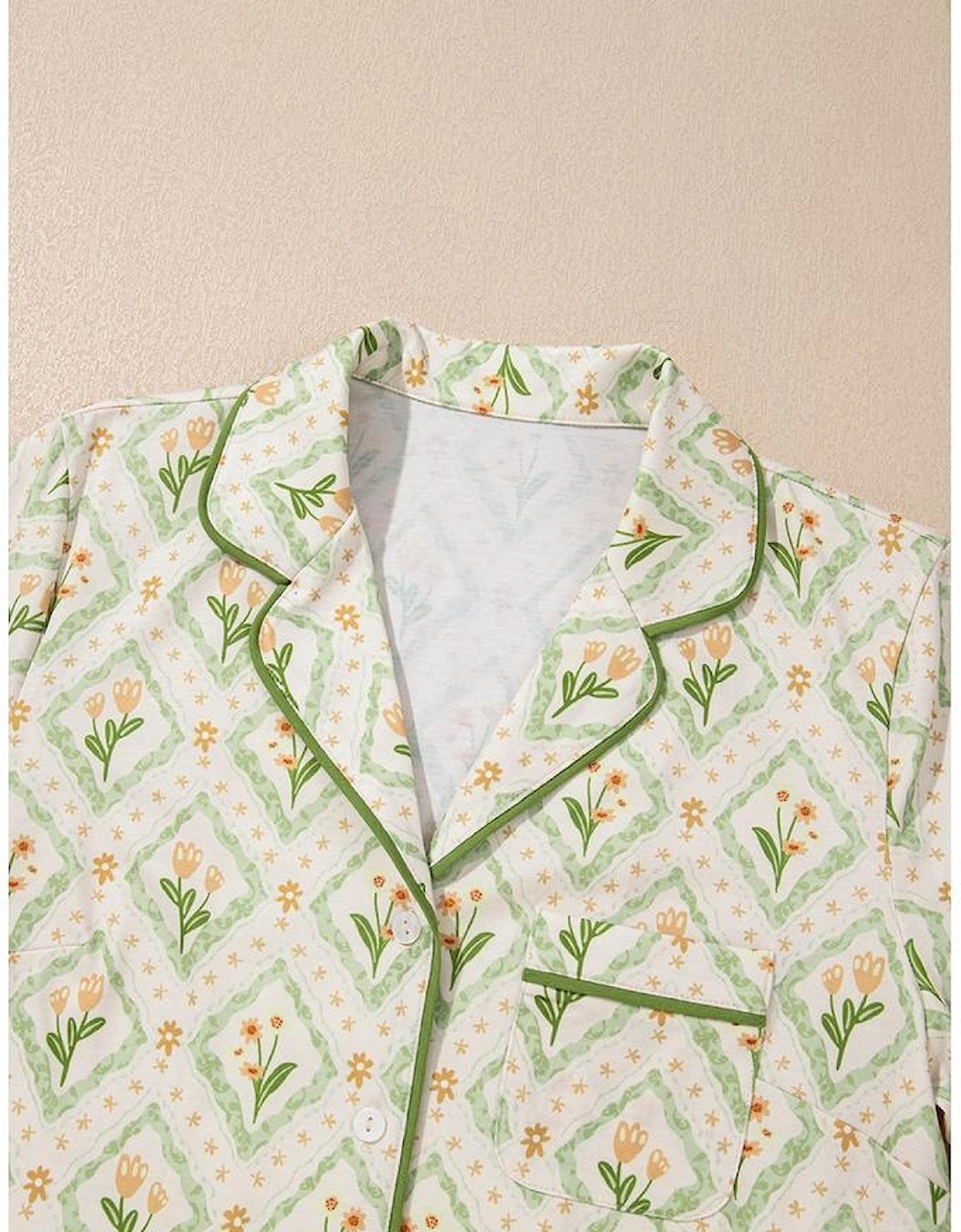 Green Floral Print Turn-down Collar Short Pajamas Set
