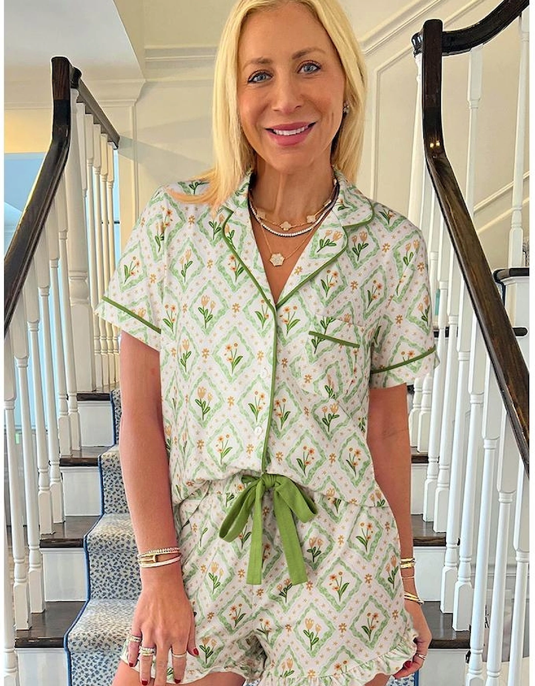 Green Floral Print Turn-down Collar Short Pajamas Set