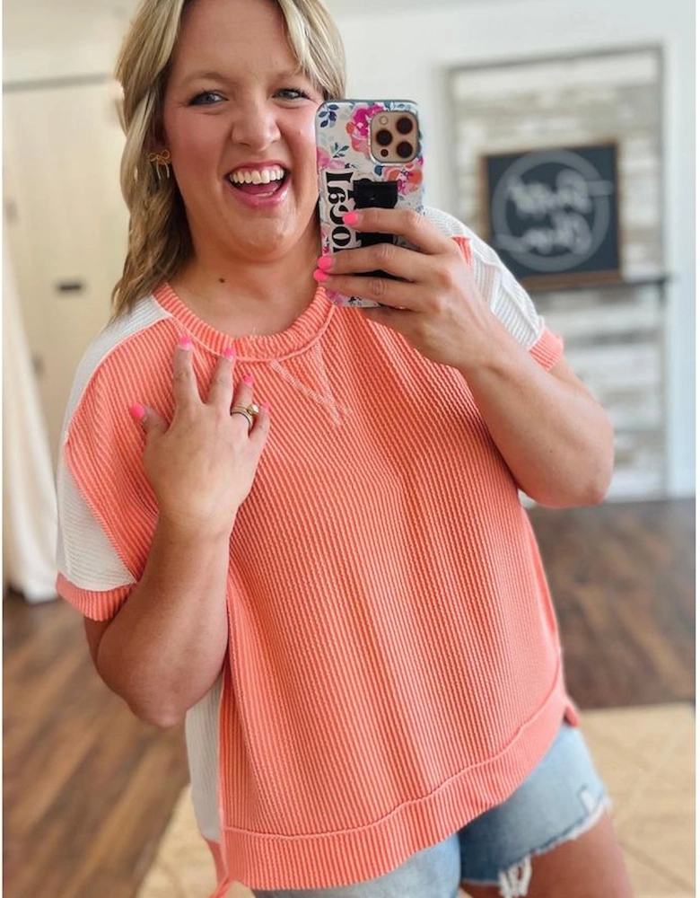 Carrot Twist Rib Colorblock Hi Low Plus Size Short Sleeve Top
