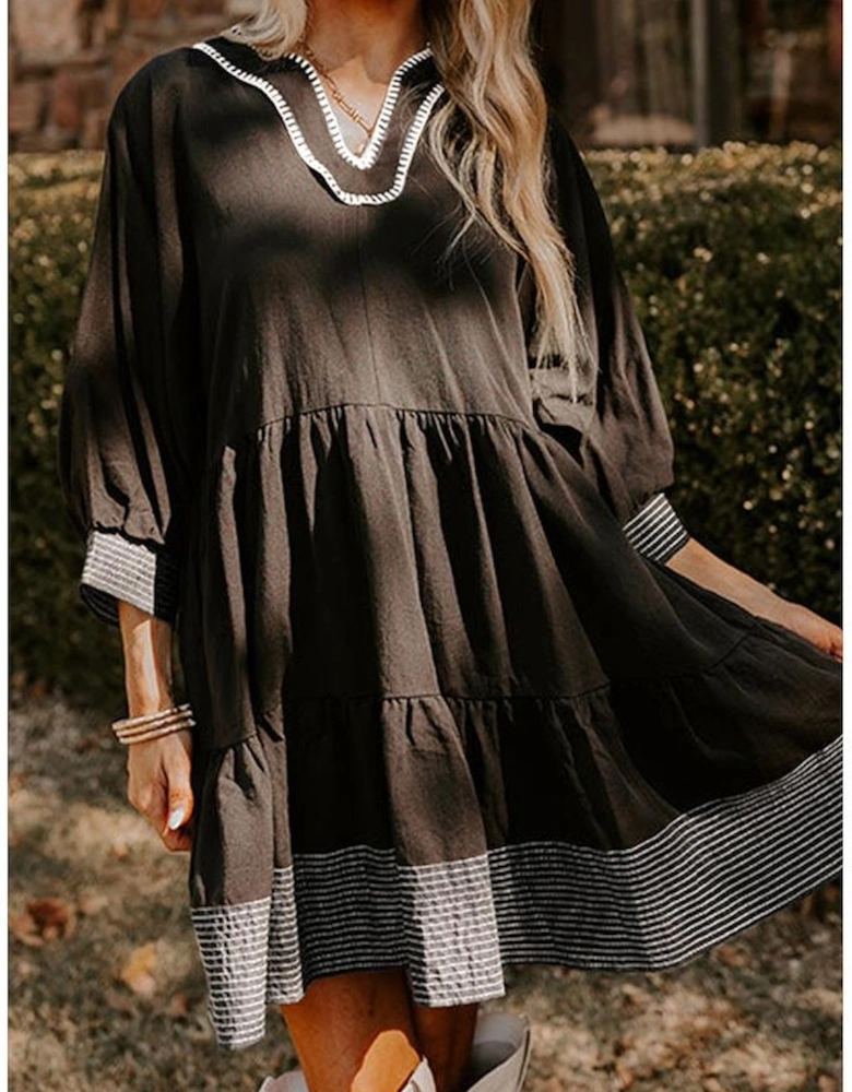 Black Contrast Stitched V Neck 3/4 Sleeve Tiered Mini Dress