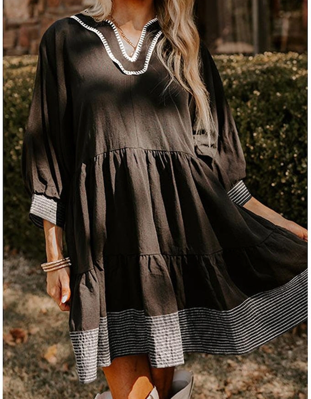 Black Contrast Stitched V Neck 3/4 Sleeve Tiered Mini Dress
