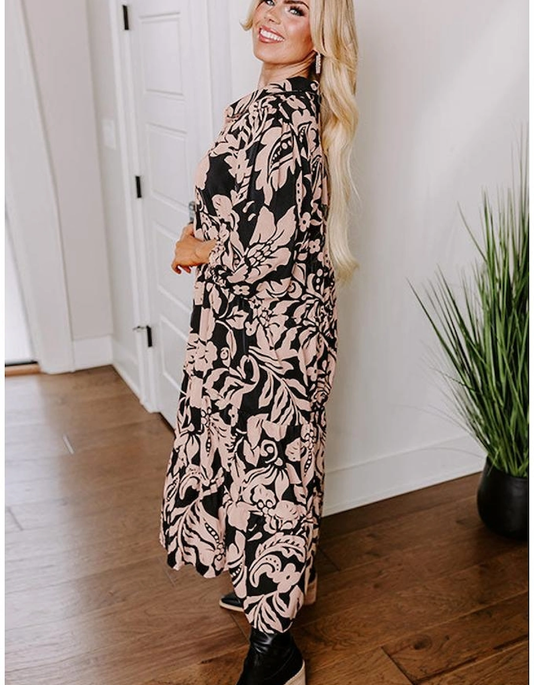 Black Plus Size Floral Printed Puff Sleeve Collared Maxi Dress