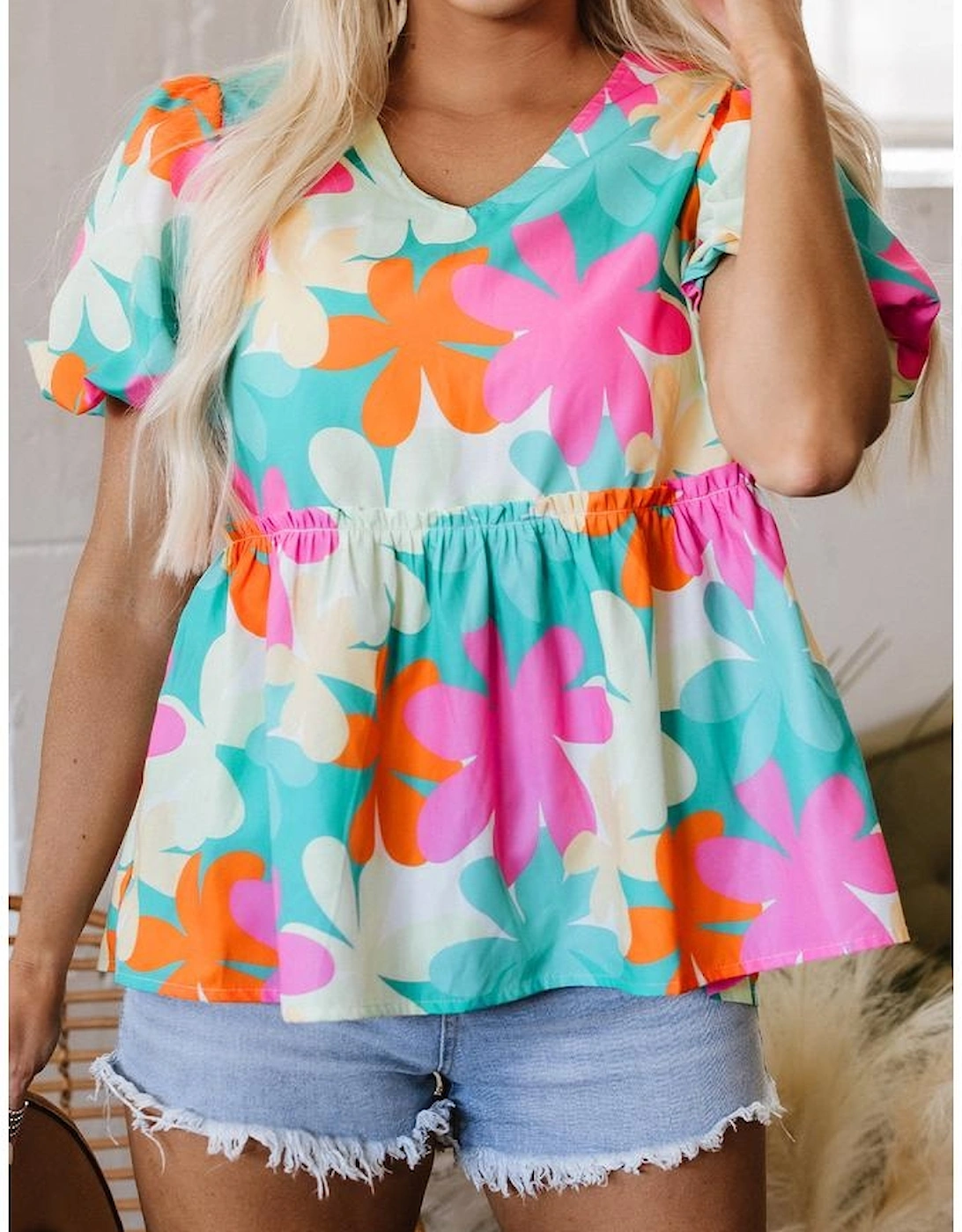Pink Floral Print Bubble Sleeve V Neck Peplum Blouse