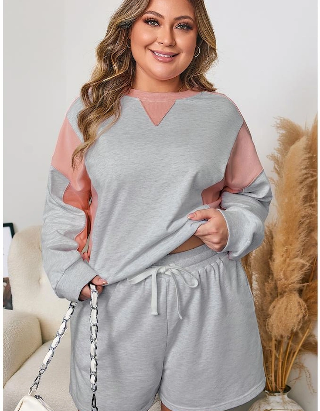 Light Grey Uneven Hem Colorblock Pullover Casual Shorts Plus Size 2pcs Outfit