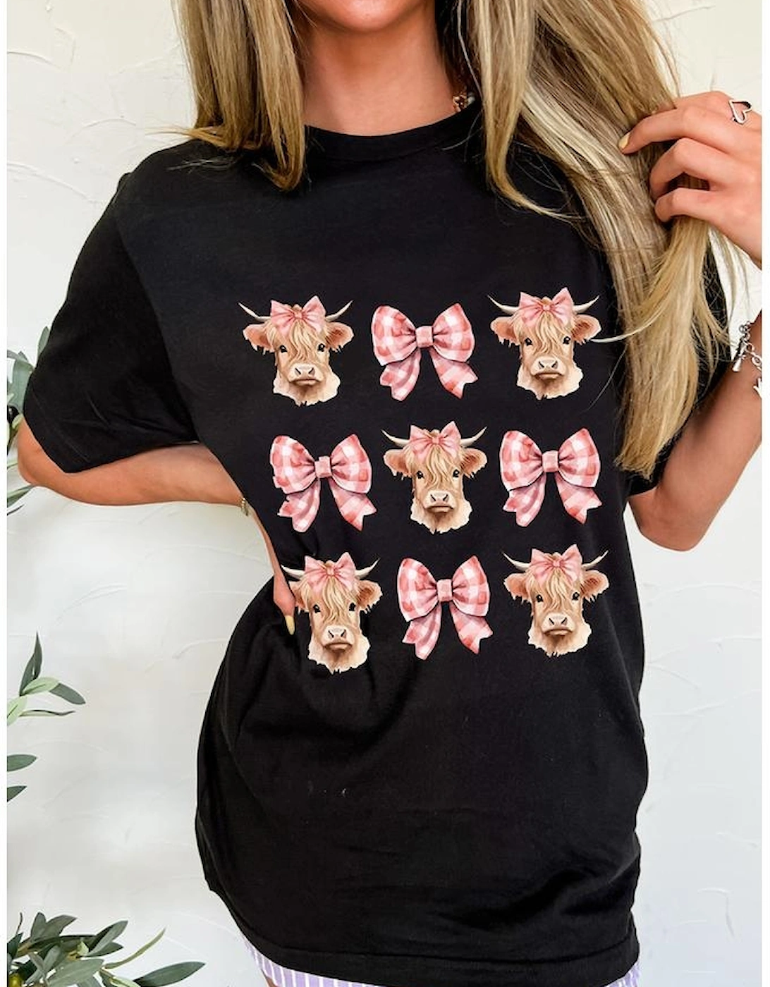 Black Cow with Bow Graphic Crewneck Western Tee