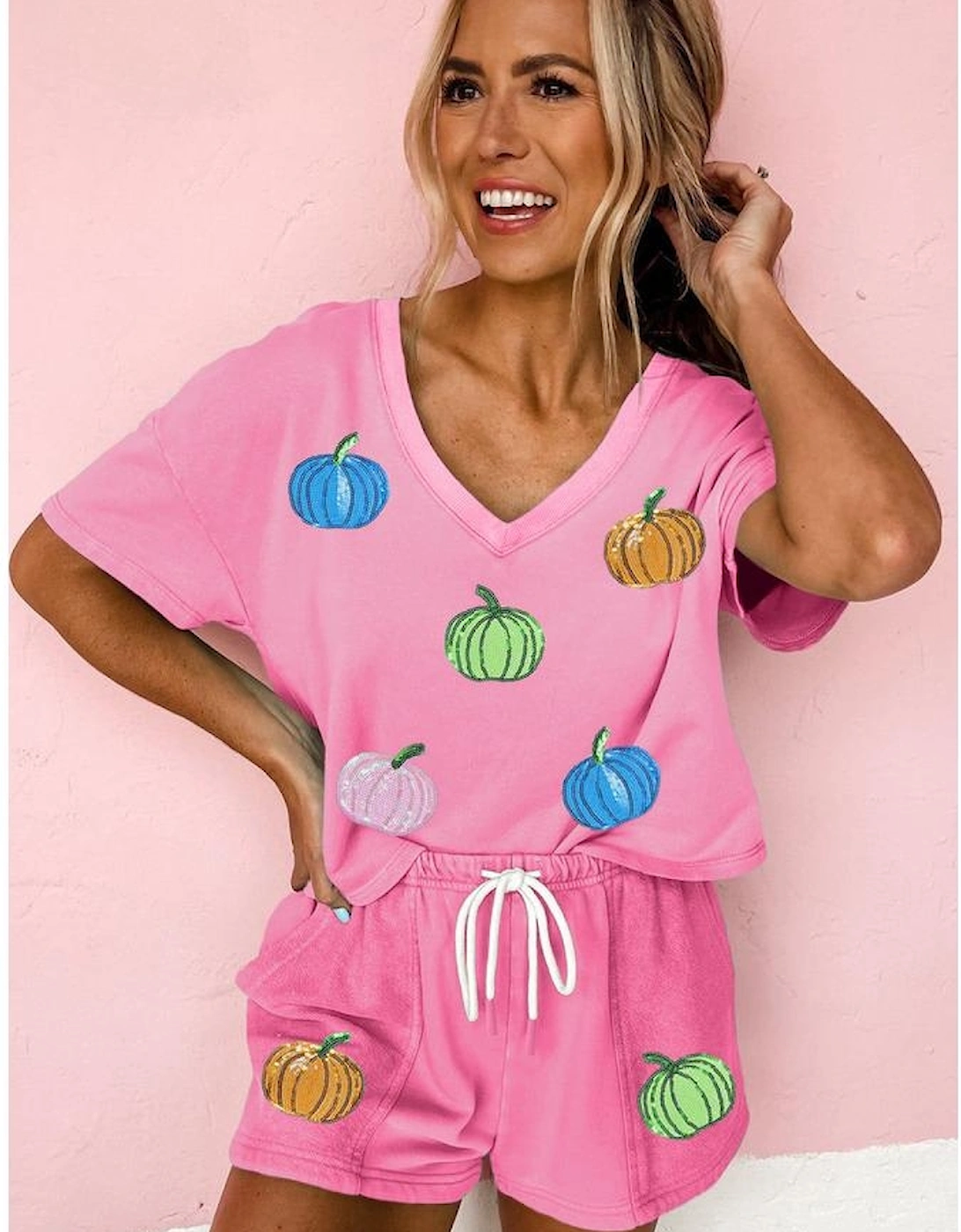 Bonbon Sequin Halloween Pumpkin Pattern V Neck Tee and Drawstring Bottoms Casual Short Set