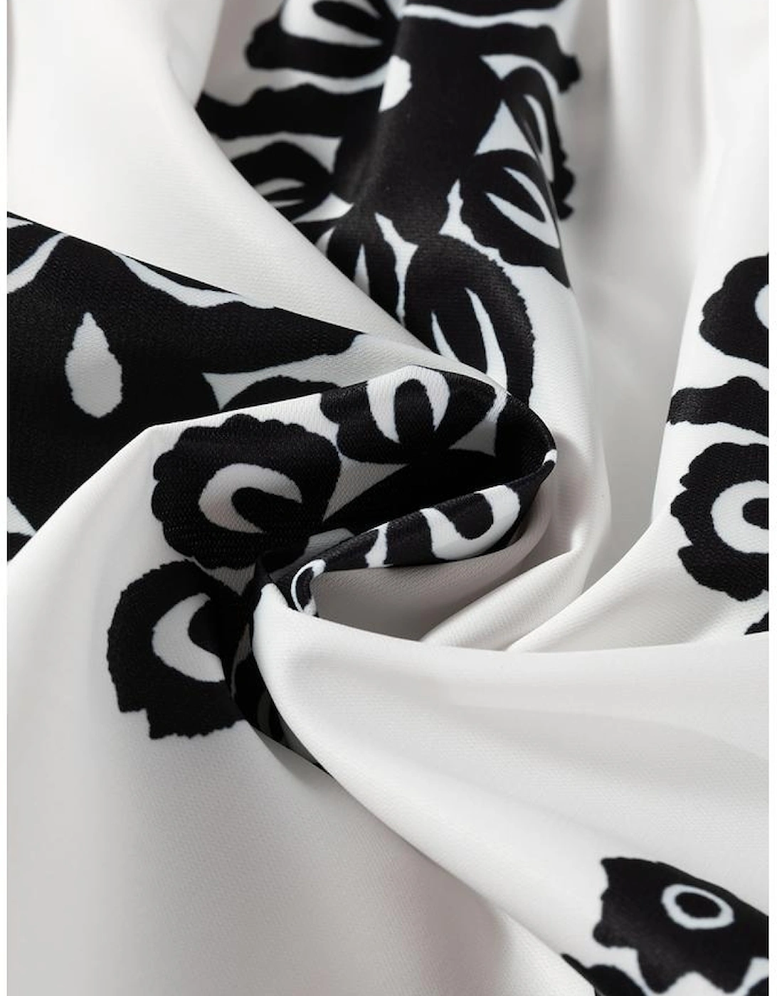 Black Tribal Geometric Print Belted High Waist Casual Shorts