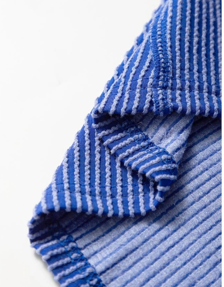 Dark Blue Textured Knit Exposed Stitching T-shirt