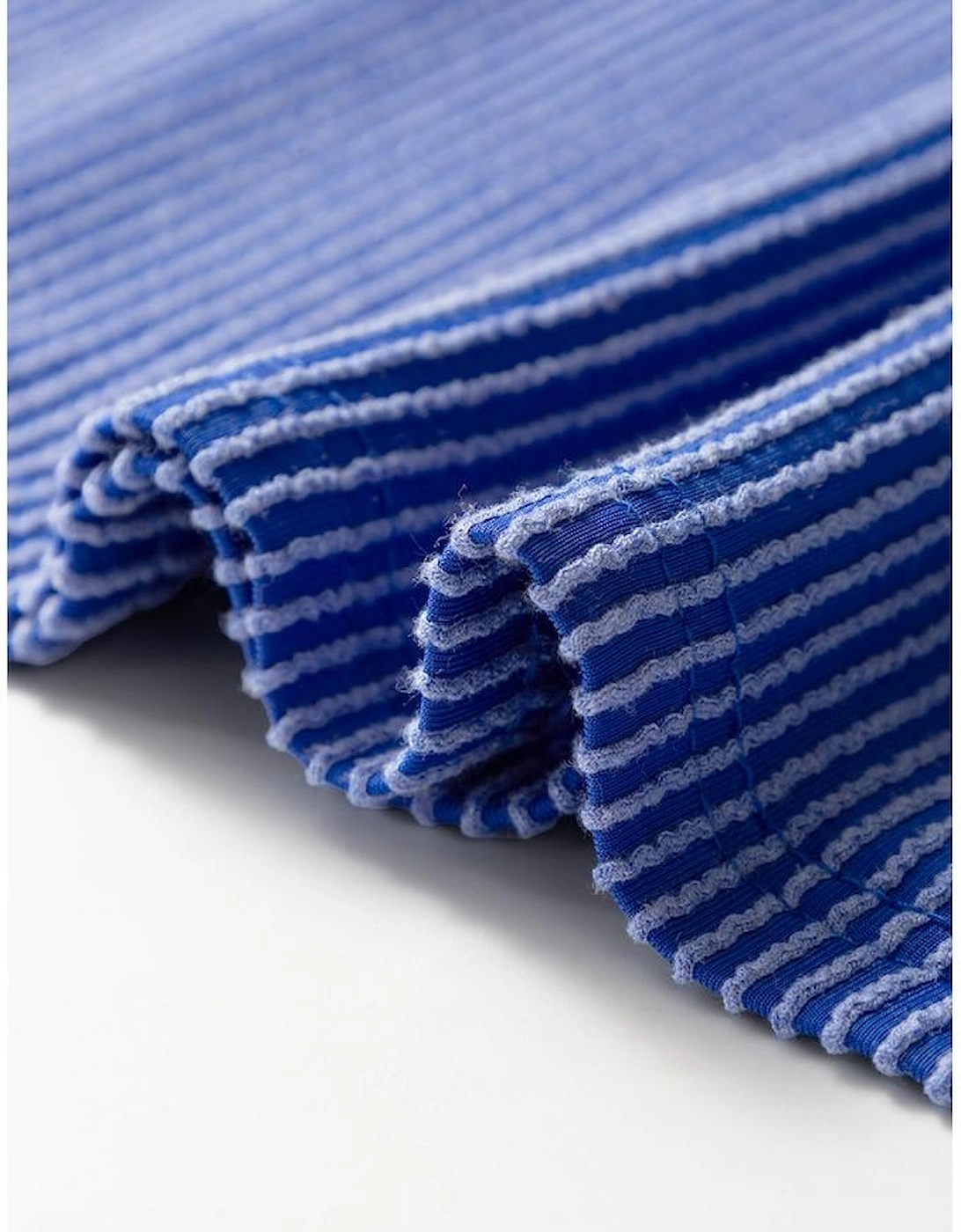 Dark Blue Textured Knit Exposed Stitching T-shirt