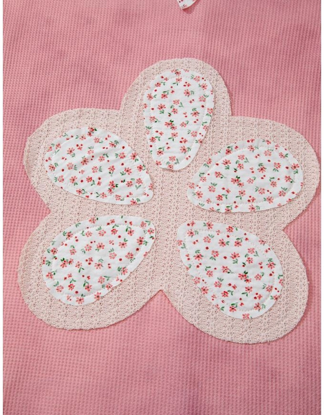 Pink Floral Patched Waffle Textured Colorblock V Neck Casual Hooded Top