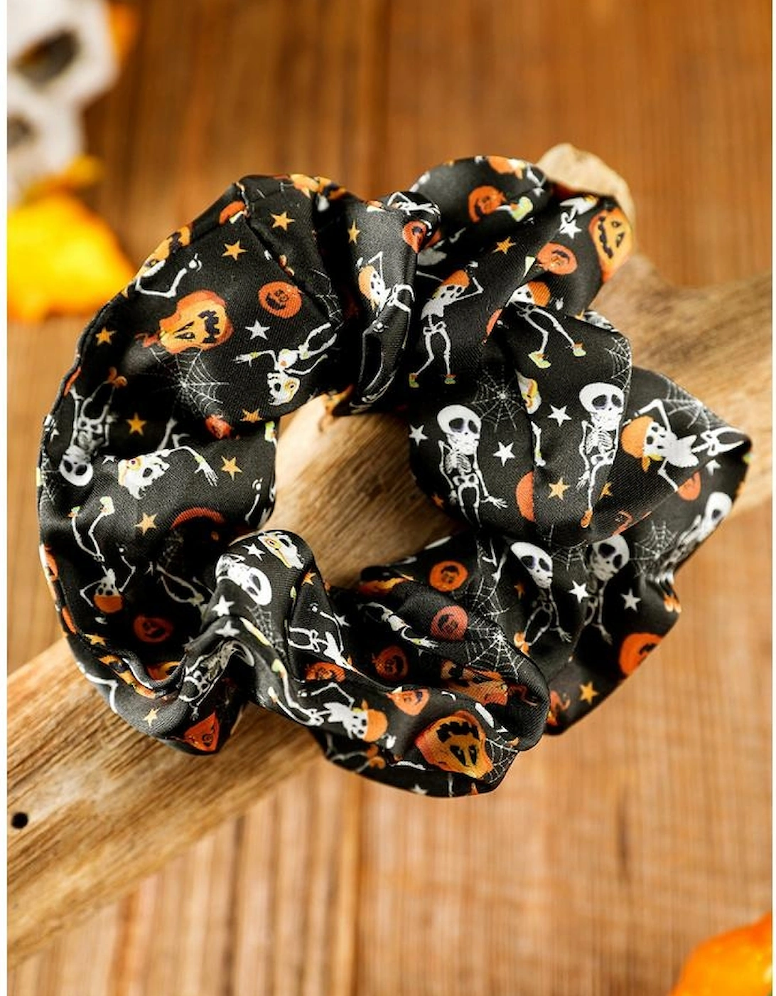Azura Exchange Black Halloween Pattern Print Hair Scrunchie, 9 of 8