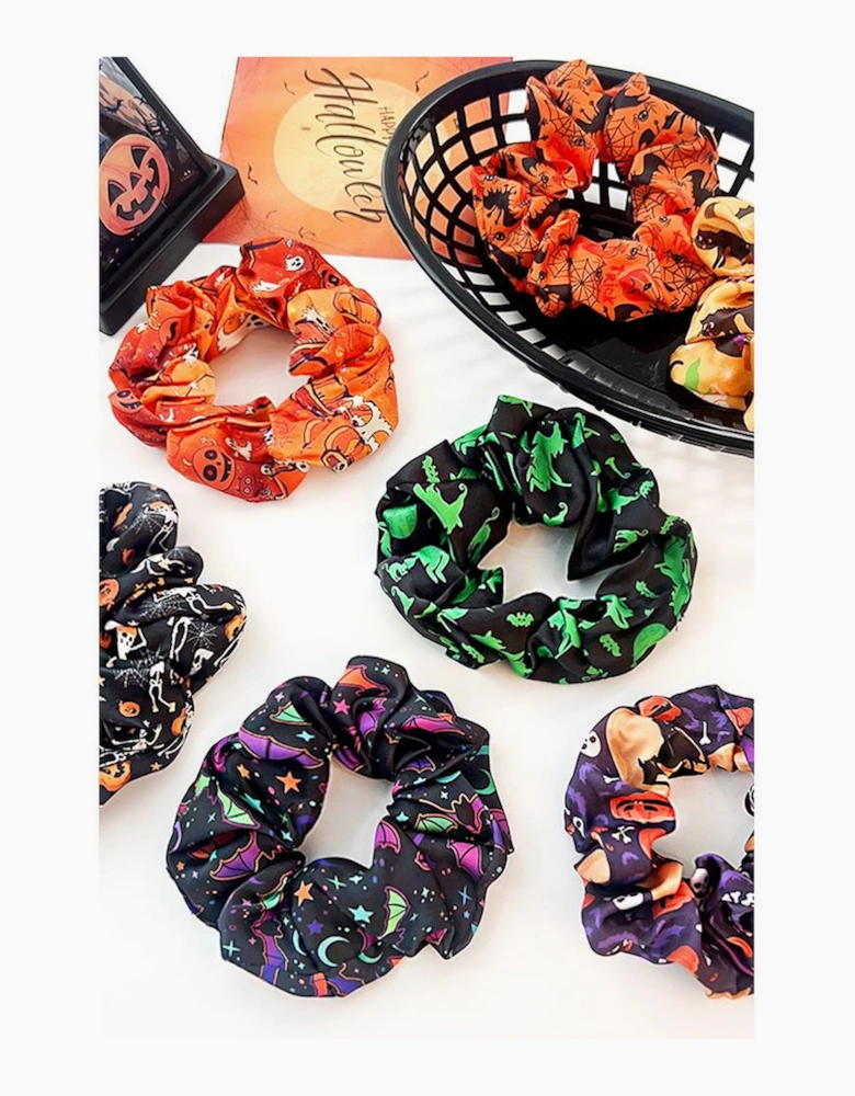 Azura Exchange Black Halloween Pattern Print Hair Scrunchie