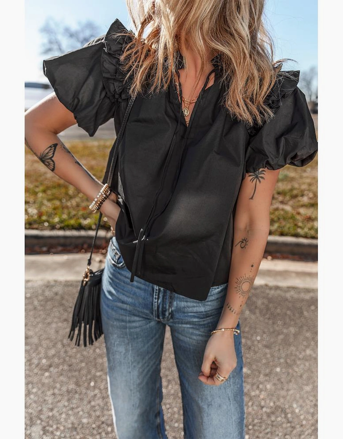 Black Ruffled Puff Short Sleeve Loose Blouse