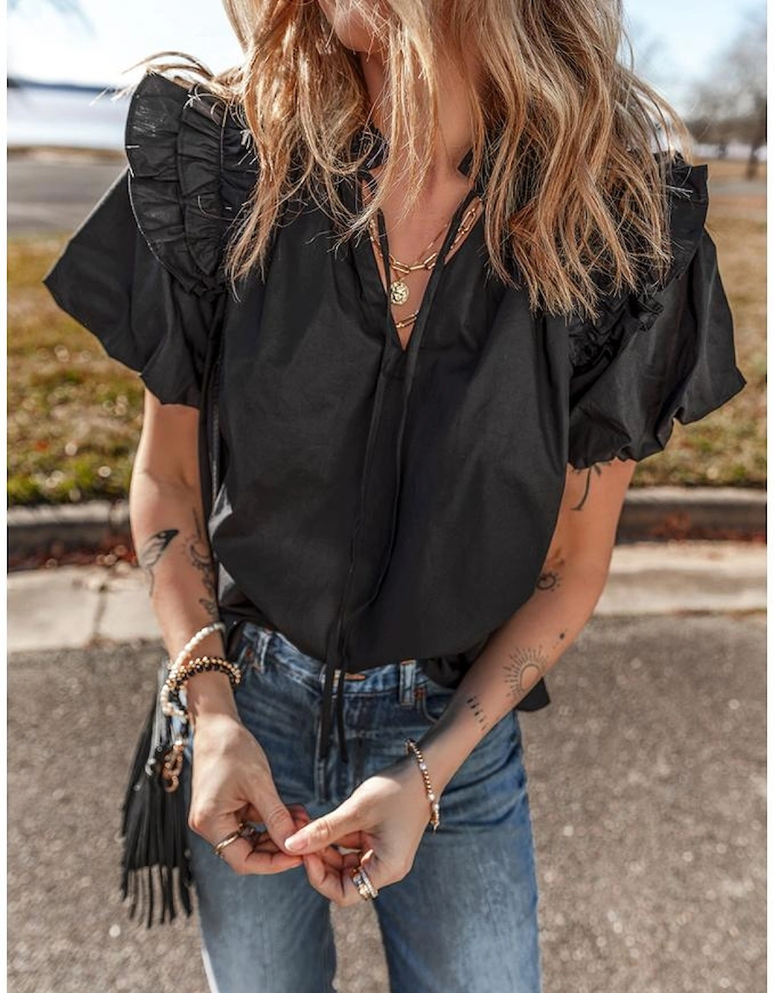 Black Ruffled Puff Short Sleeve Loose Blouse