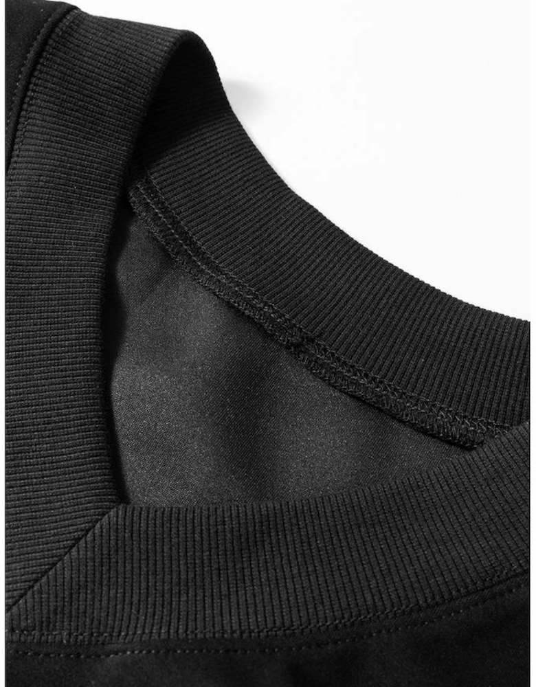 Black V Neck Cropped Seamed High Waist Sports Wear