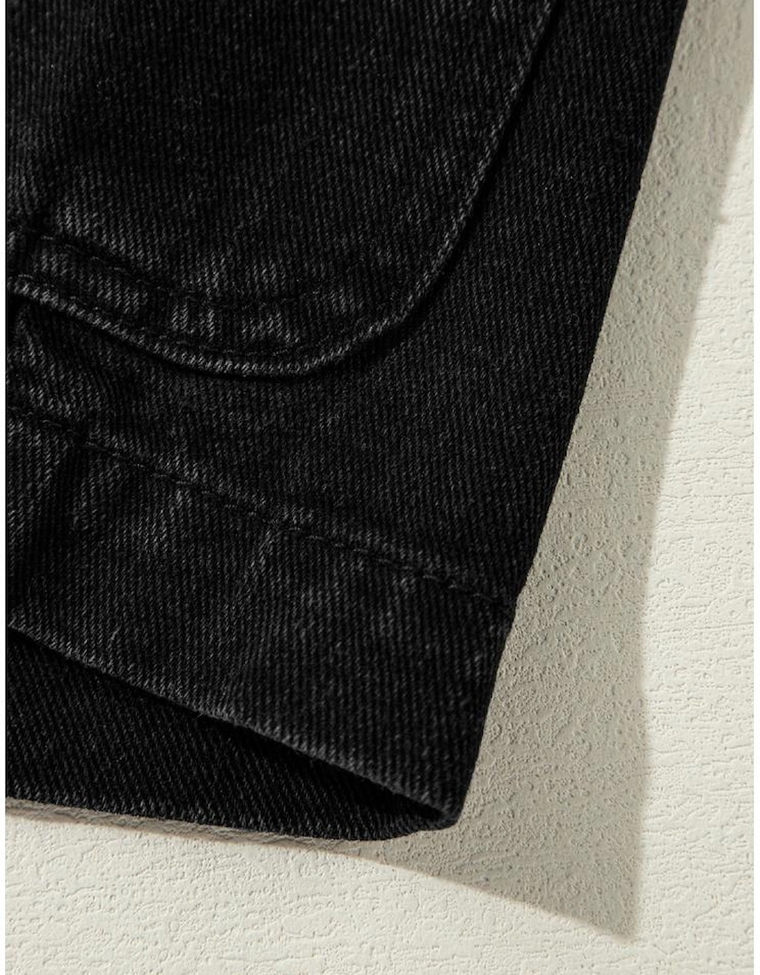 Black Side Pockets Lapel Collar Denim Jacket