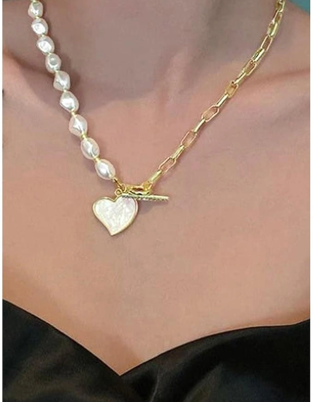 Gold Heart Shape Pendant Rhinestone Decor Pearl Chain Necklace