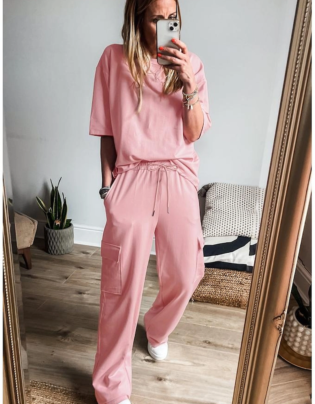 Apricot Pink Half Sleeve T-Shirt & Cargo Sweatpants Set