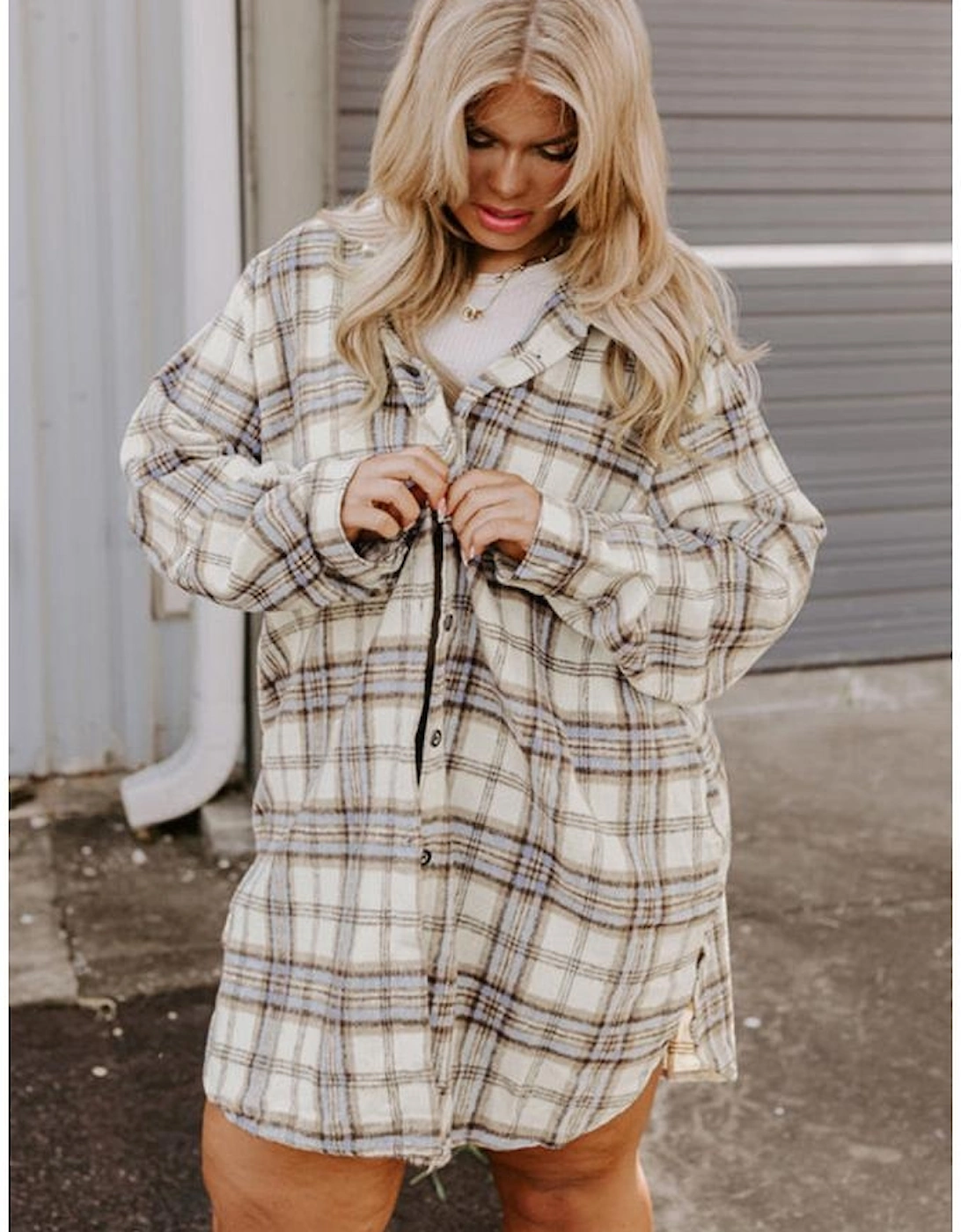 White Plaid Print Tunic Plus Size Shacket with Slits