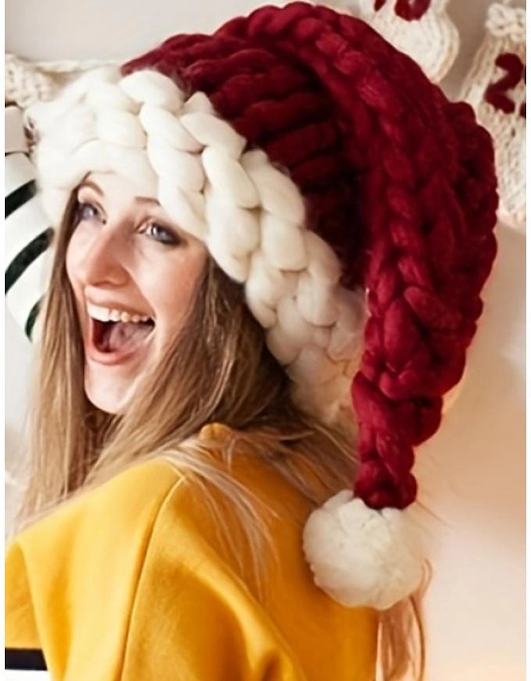 Red Dahlia Color Block Pom Pom Decor Chunky Knitted Christmas Hat