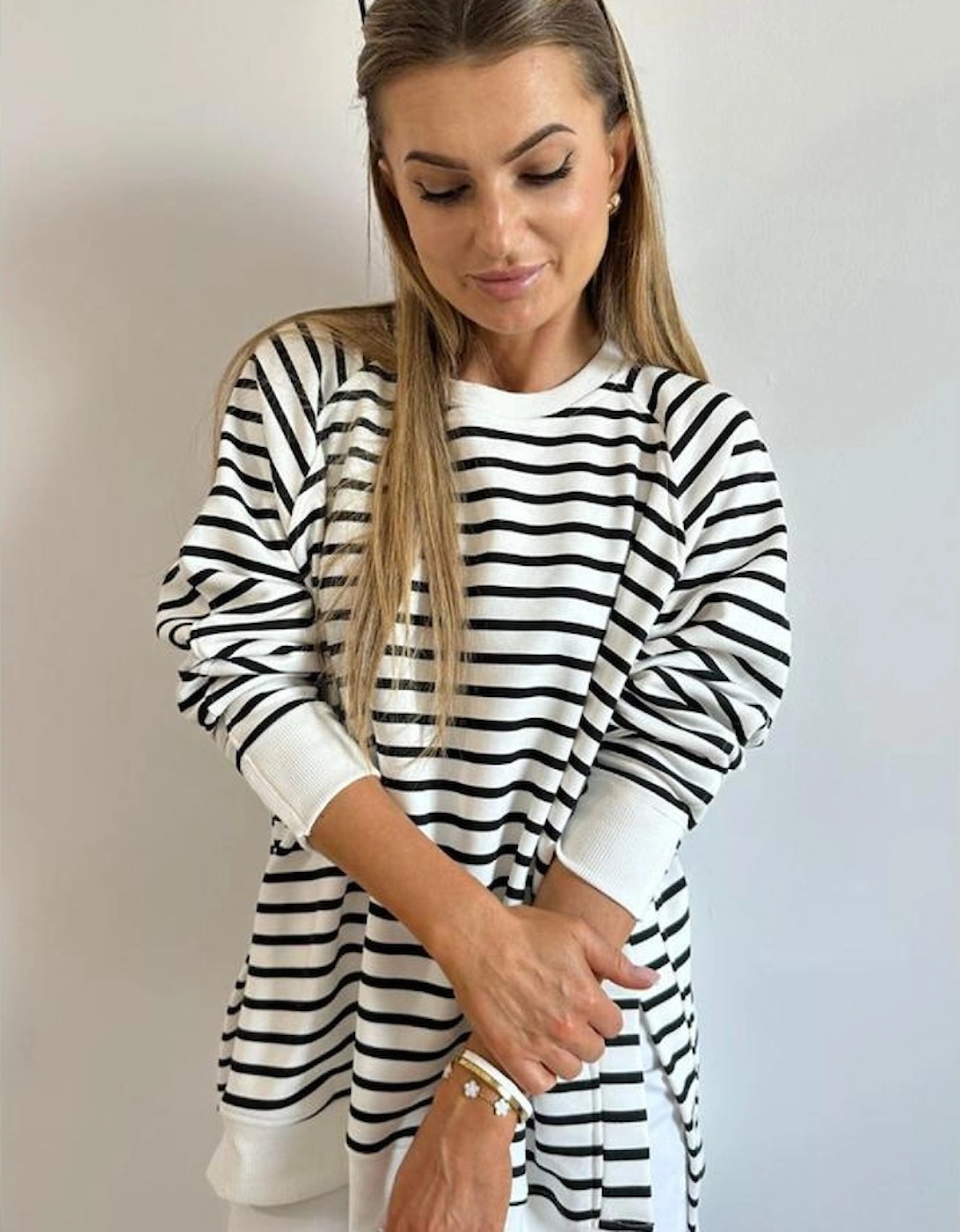 Black Stripe Raglan Sleeve Side Slits Loose Sweatshirt
