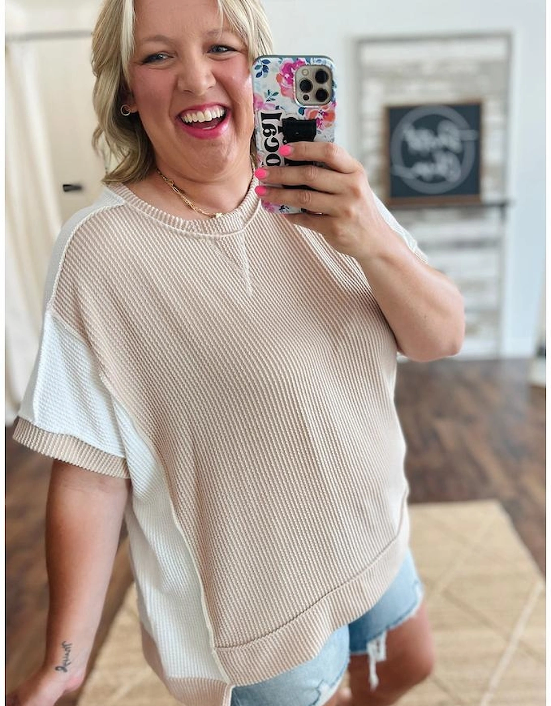 Parchment Twist Rib Colorblock Hi Low Plus Size Short Sleeve Top