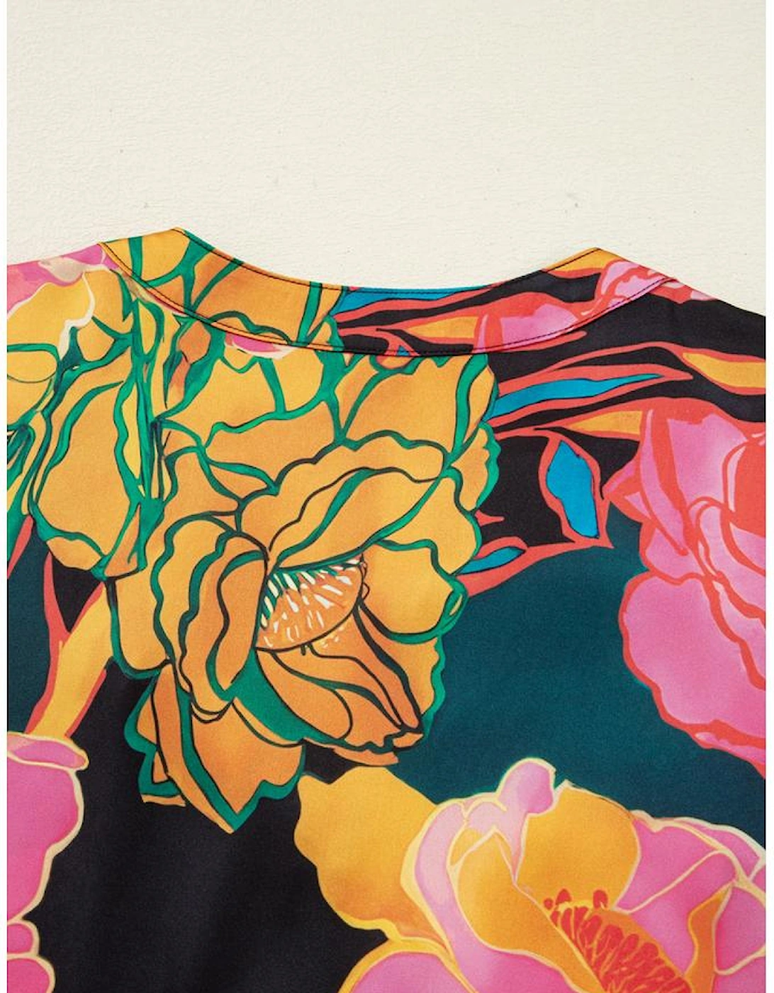 Black Floral Print Smocked Cuffs Puff Sleeve V Neck Blouse