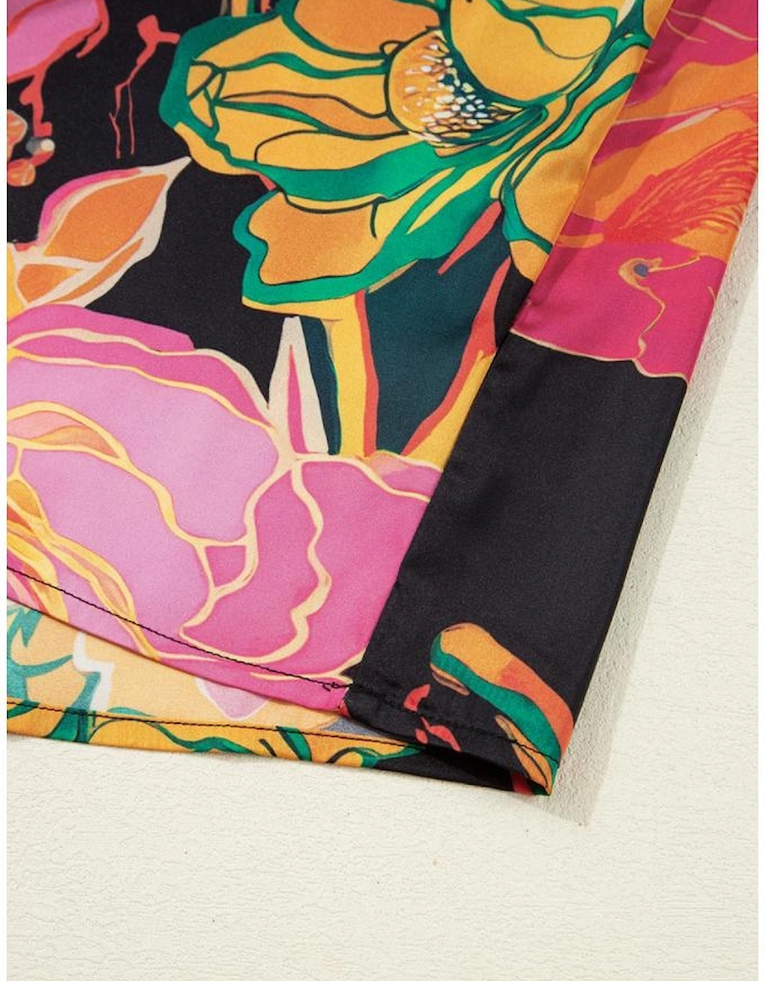 Black Floral Print Smocked Cuffs Puff Sleeve V Neck Blouse