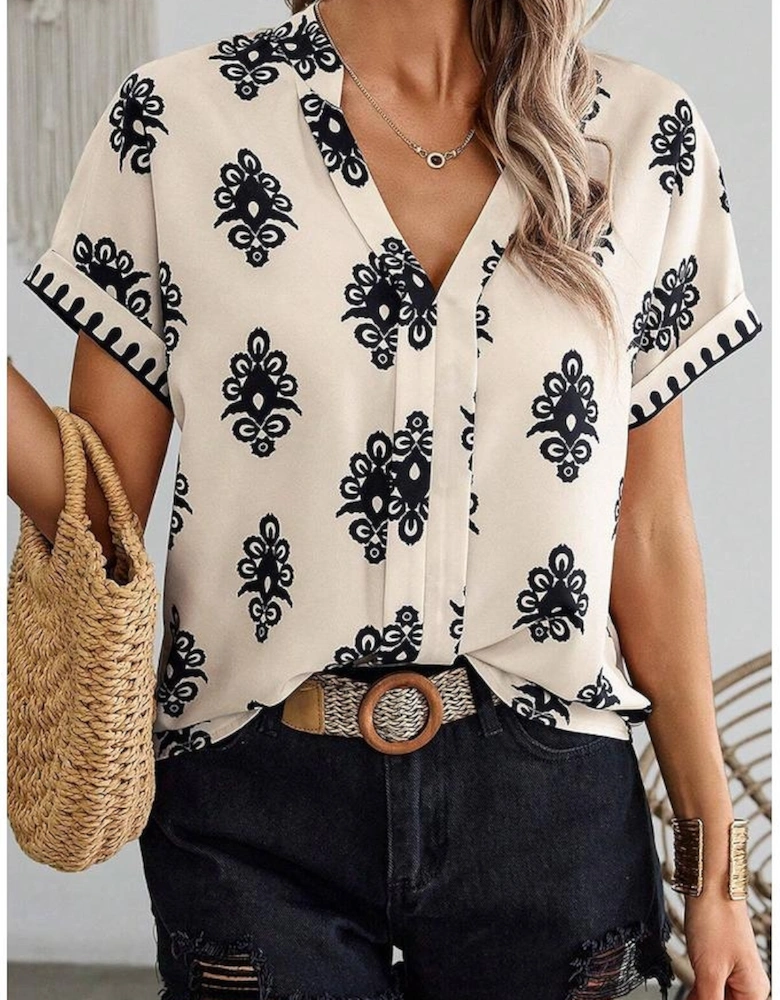 Black Geometric Print Short Sleeve V Neck Blouse